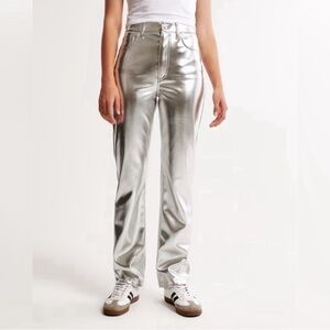 NWT- Abercrombie & Fitch 90’s Curve Love Silver Pleather Pants